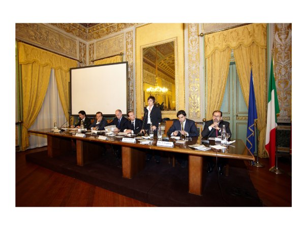components/com_spgm/spgm/gal/3.CORSO_DI_STUDI_-__Prolusione_XII_corso/13747_1166886616652_1362516452_30425143_1275169_n.jpg