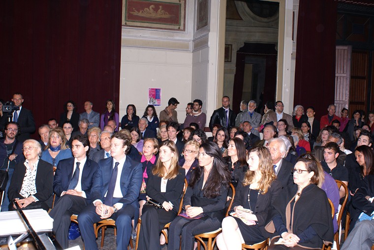 components/com_spgm/spgm/gal/6.6.RASSEGNA_ARTE_MITINCANTI_-_VI_edizione/DSC01647.JPG
